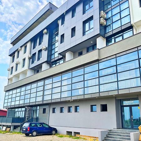 Infinity Plaza Hotel Gjakova Ngoại thất bức ảnh