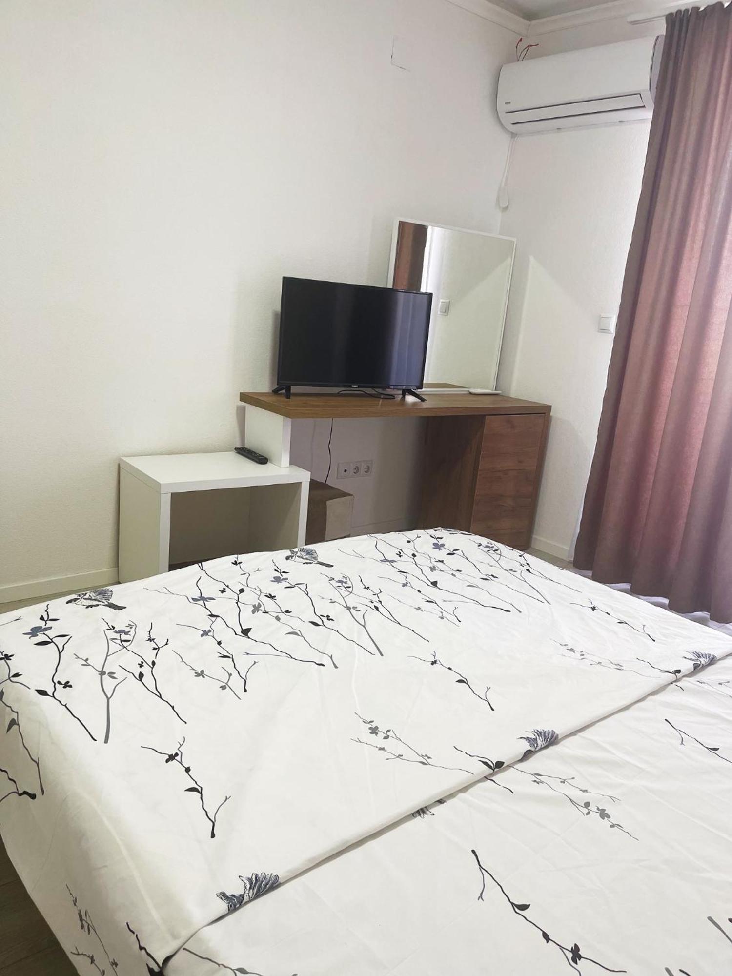 Infinity Plaza Hotel Gjakova Ngoại thất bức ảnh