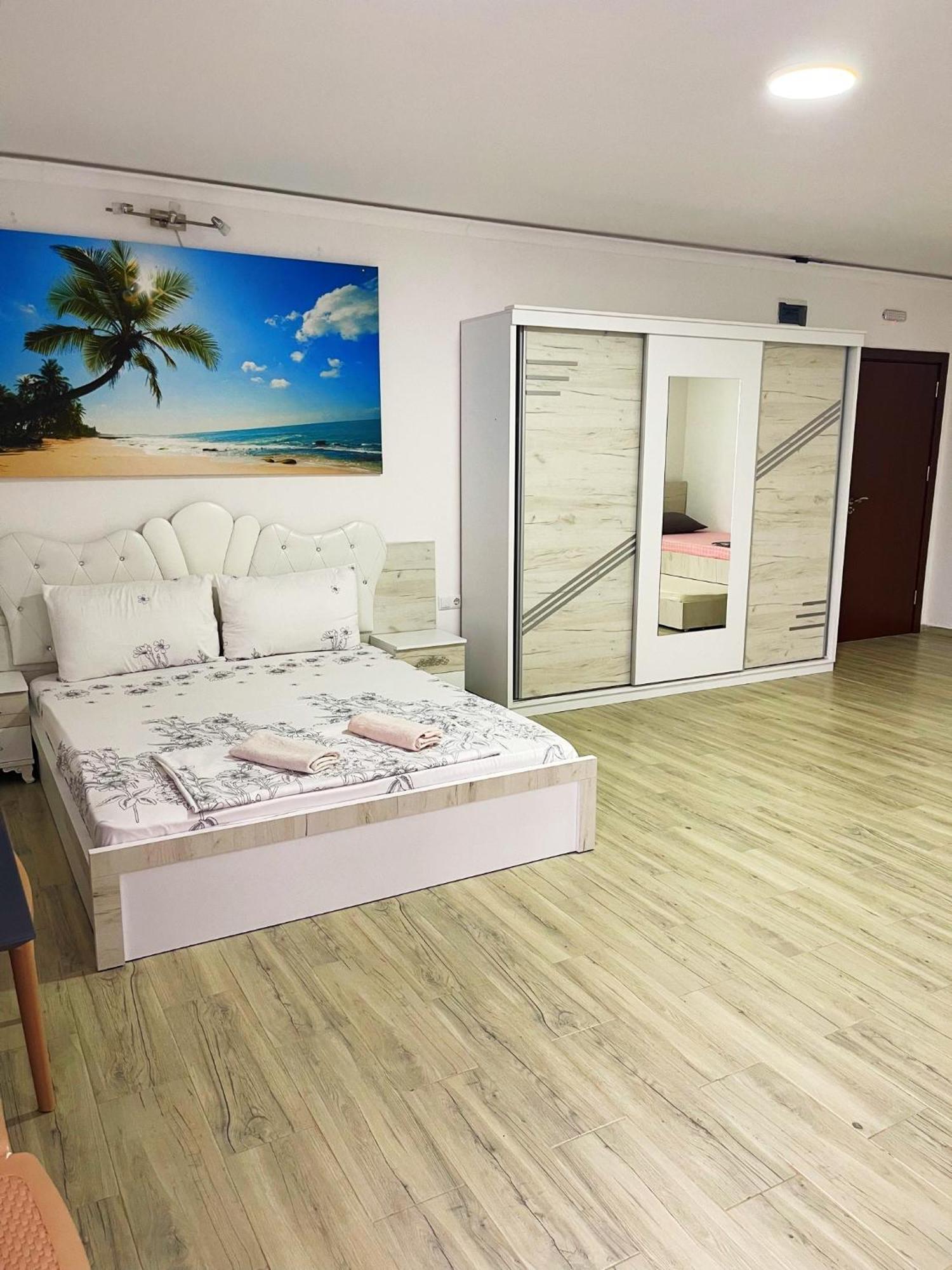 Infinity Plaza Hotel Gjakova Ngoại thất bức ảnh